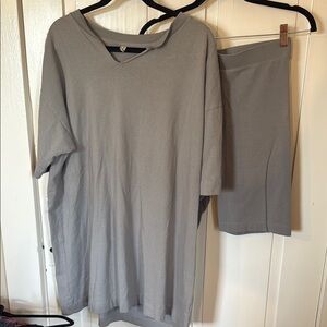 Free People Gray T-Shirt and biker Shorts Set